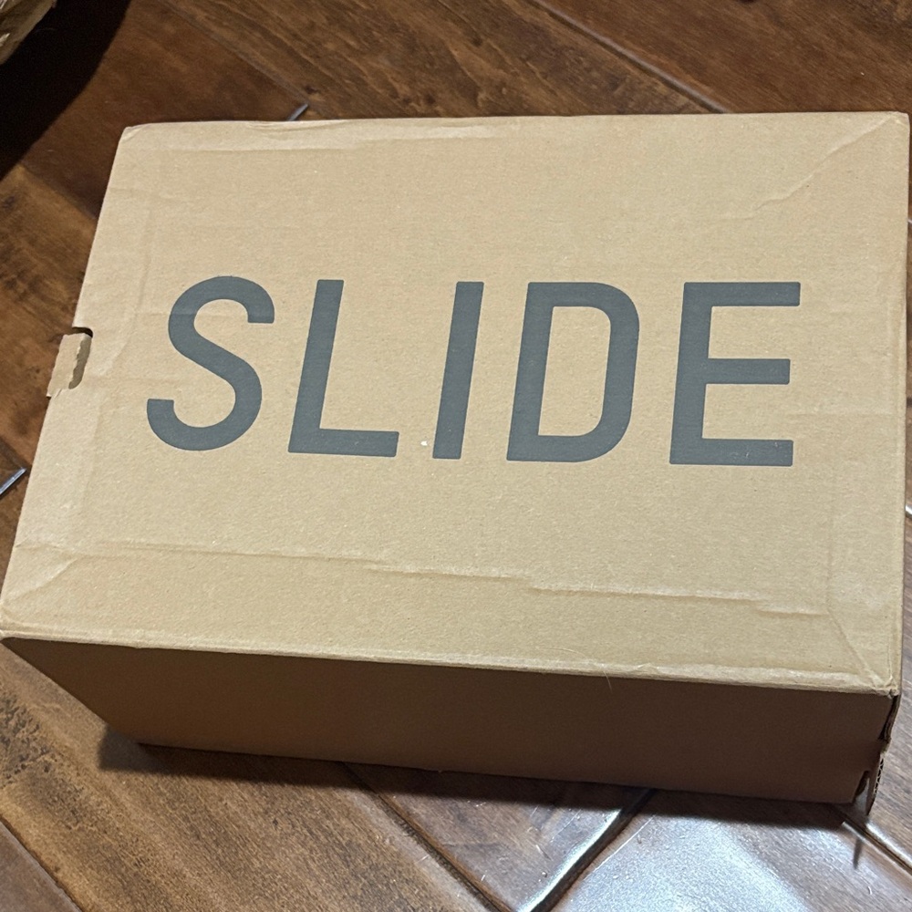 Yeezy Kids Slide Sandals in black